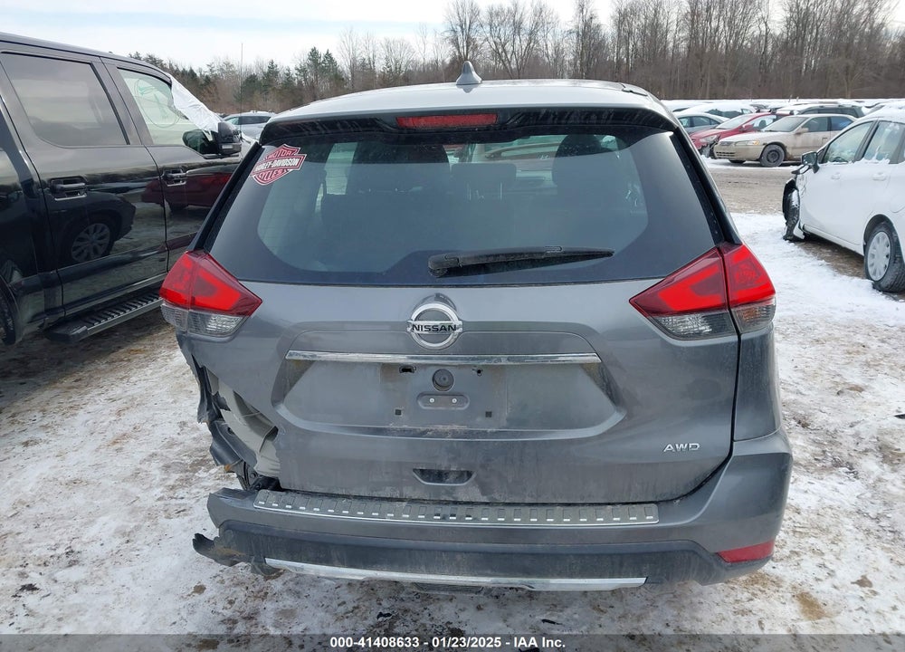 2018 NISSAN ROGUE S VIN: KNMAT2MV0JP552944