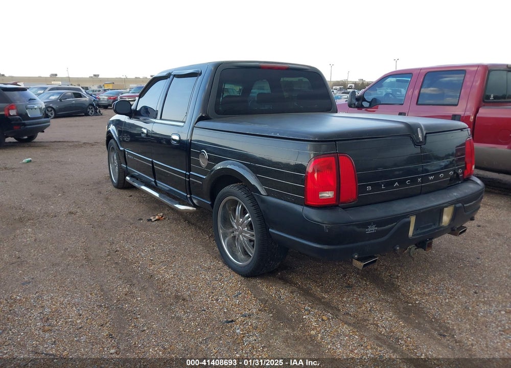 2002 LINCOLN BLACKWOOD VIN: 5LTEW05A02KJ01579