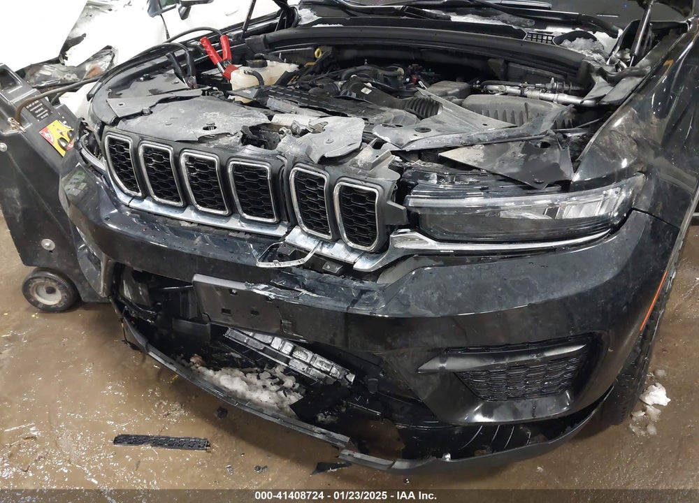 2023 JEEP GRAND CHEROKEE LAREDO 4X4 VIN: 1C4RJHAG8P8709690