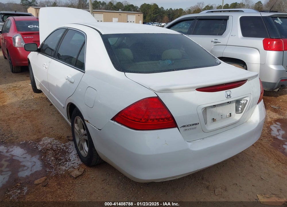 2007 HONDA ACCORD VIN: 1HGCM56747A082288