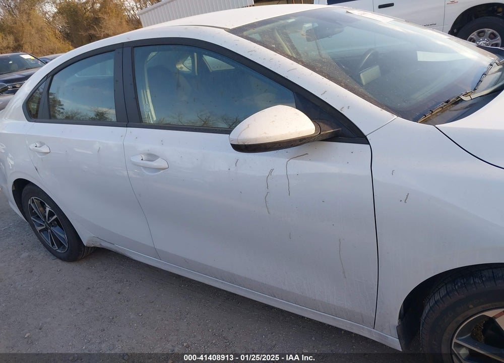 2024 KIA FORTE LXS VIN: 3KPF24AD2RE792735