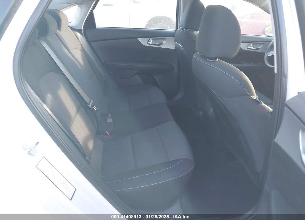 2024 KIA FORTE LXS VIN: 3KPF24AD2RE792735