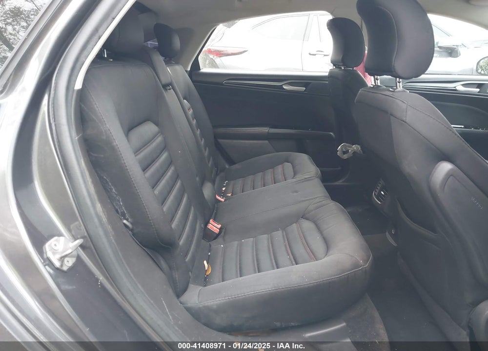 2016 FORD FUSION SE VIN: 3FA6P0H74GR223598