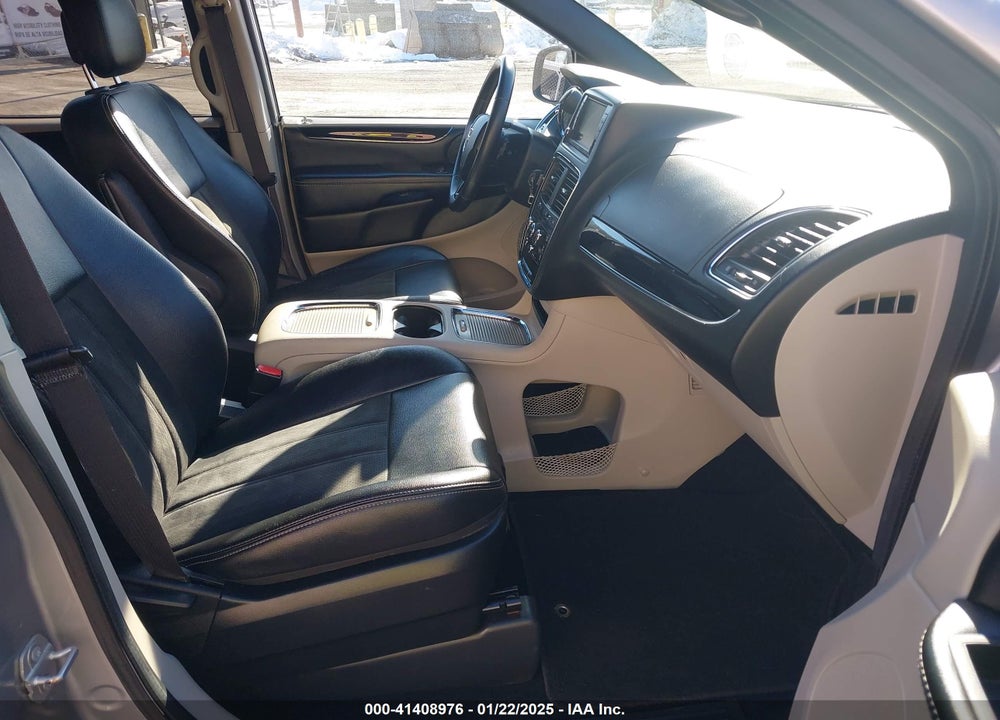 2019 DODGE GRAND CARAVAN SXT VIN: 2C4RDGCG1KR674261