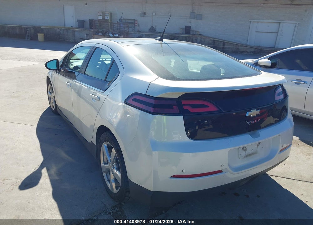 2011 CHEVROLET VOLT VIN: 1G1RC6E43BU102216