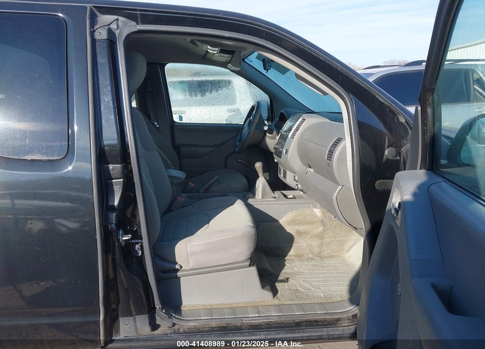 2017 NISSAN FRONTIER VIN: 1N6BD0CT2HN765631