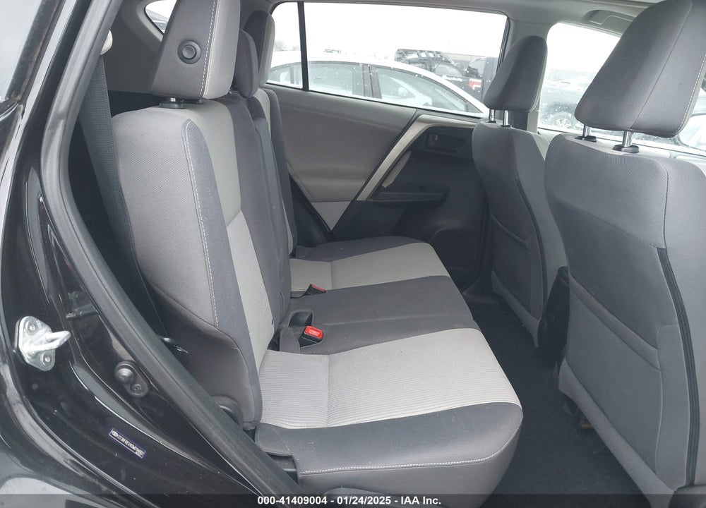 2013 TOYOTA RAV4 XLE VIN: 2T3RFREVXDW014682