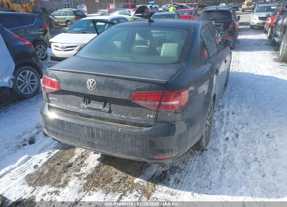2016 VOLKSWAGEN JETTA VIN: 3VWD17AJ3GM239593