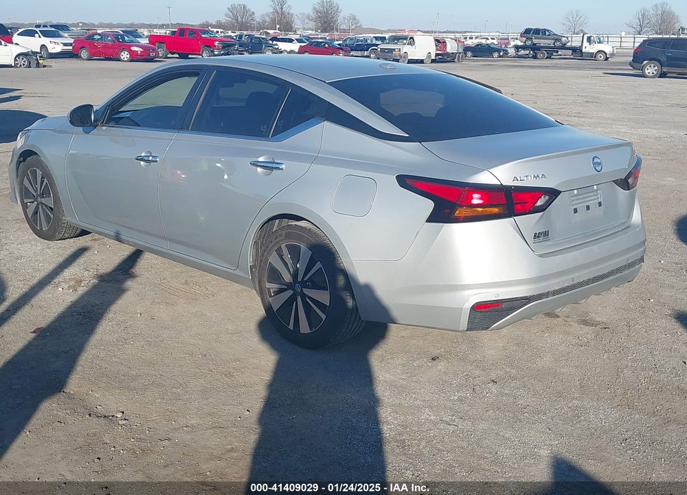2022 NISSAN ALTIMA SV FWD VIN: 1N4BL4DVXNN354055