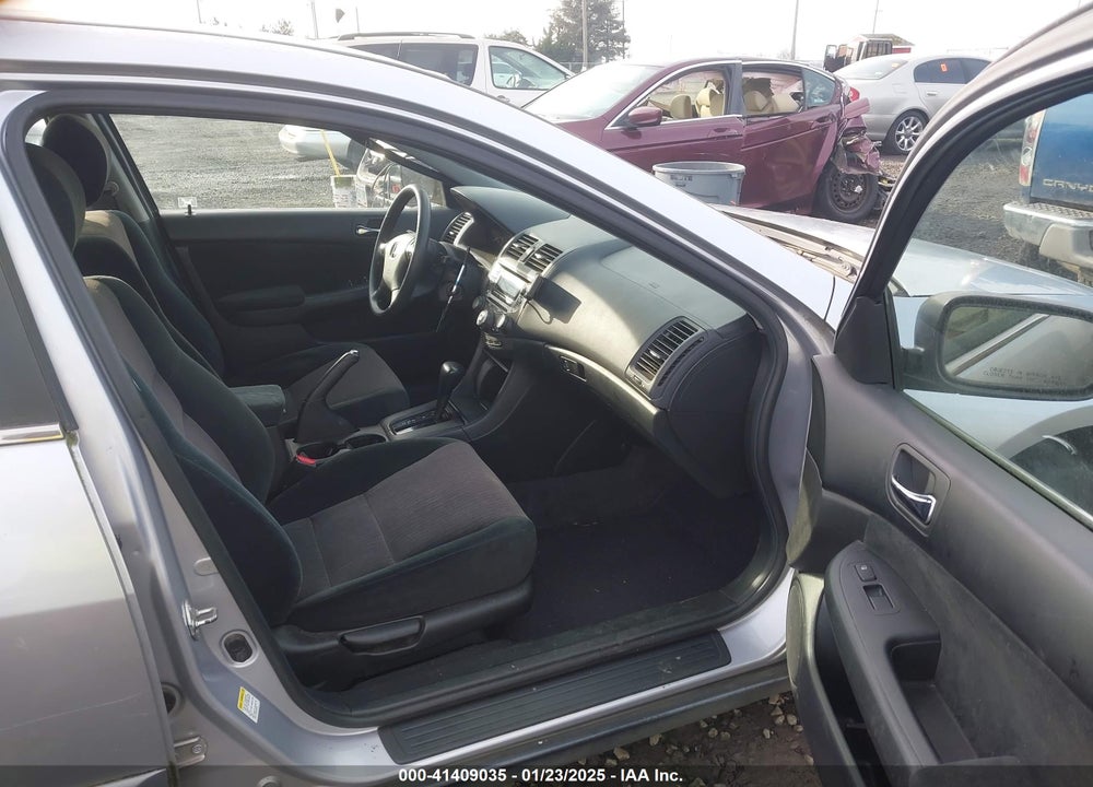2004 HONDA ACCORD 3.0 LX VIN: 1HGCM66324A026509