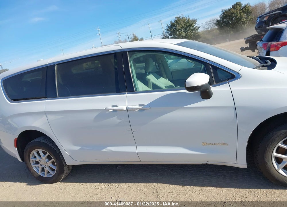 2017 CHRYSLER PACIFICA VIN: 2C4RC1CGXHR524965