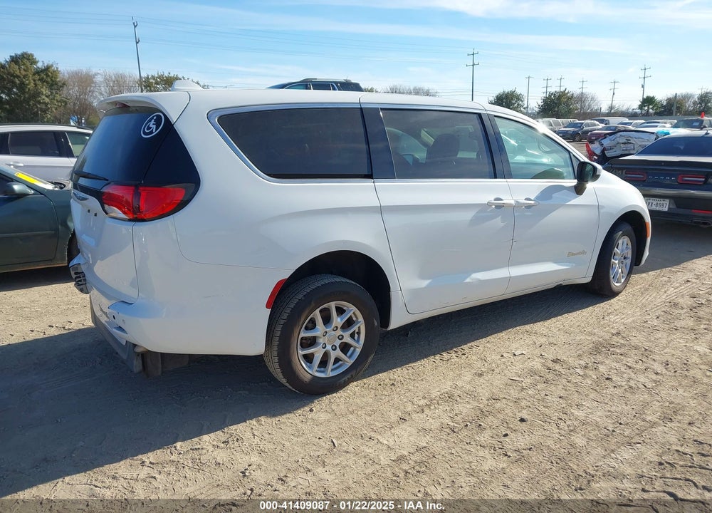 2017 CHRYSLER PACIFICA VIN: 2C4RC1CGXHR524965