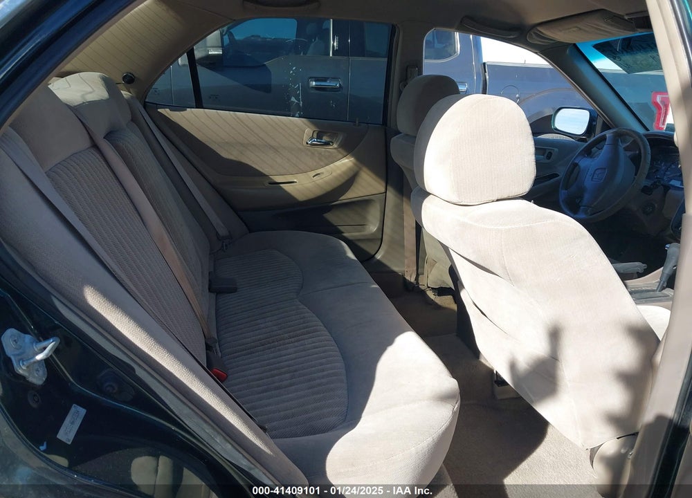 1998 HONDA ACCORD LX V6 VIN: 1HGCG1646WA035364