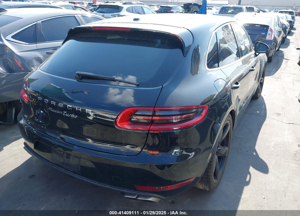2017 PORSCHE MACAN VIN: WP1AF2A58HLB62038