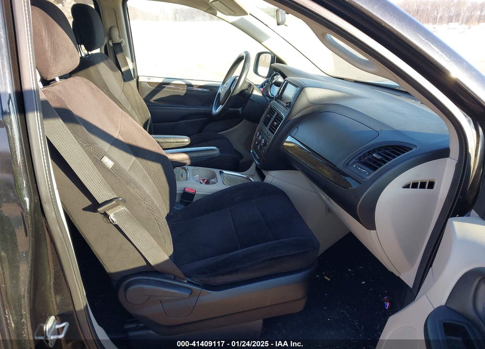 2013 DODGE GRAND CARAVAN SXT VIN: 2C4RDGCGXDR820837