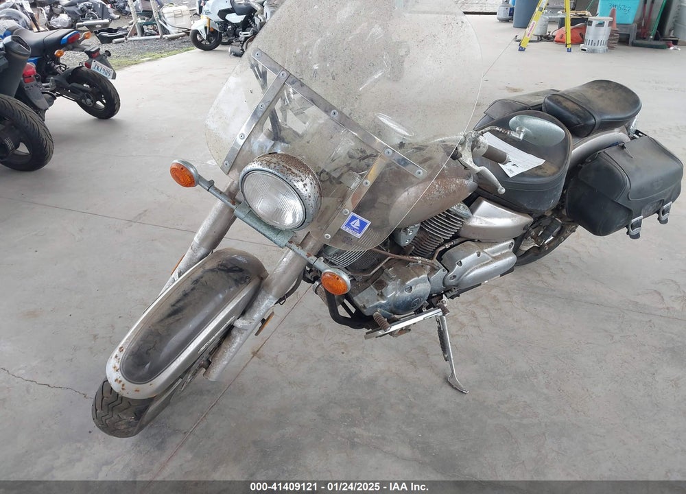 2004 YAMAHA XVS1100 A VIN: JYAVP11EX4A052314