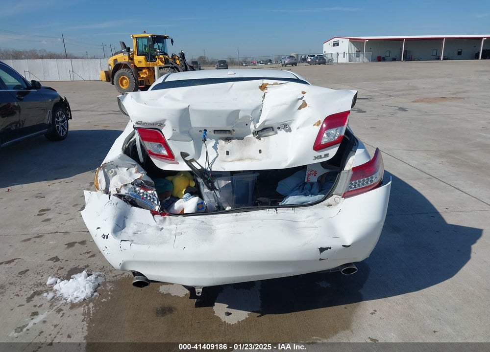2011 TOYOTA CAMRY VIN: 4T1BK3EK3BU625871