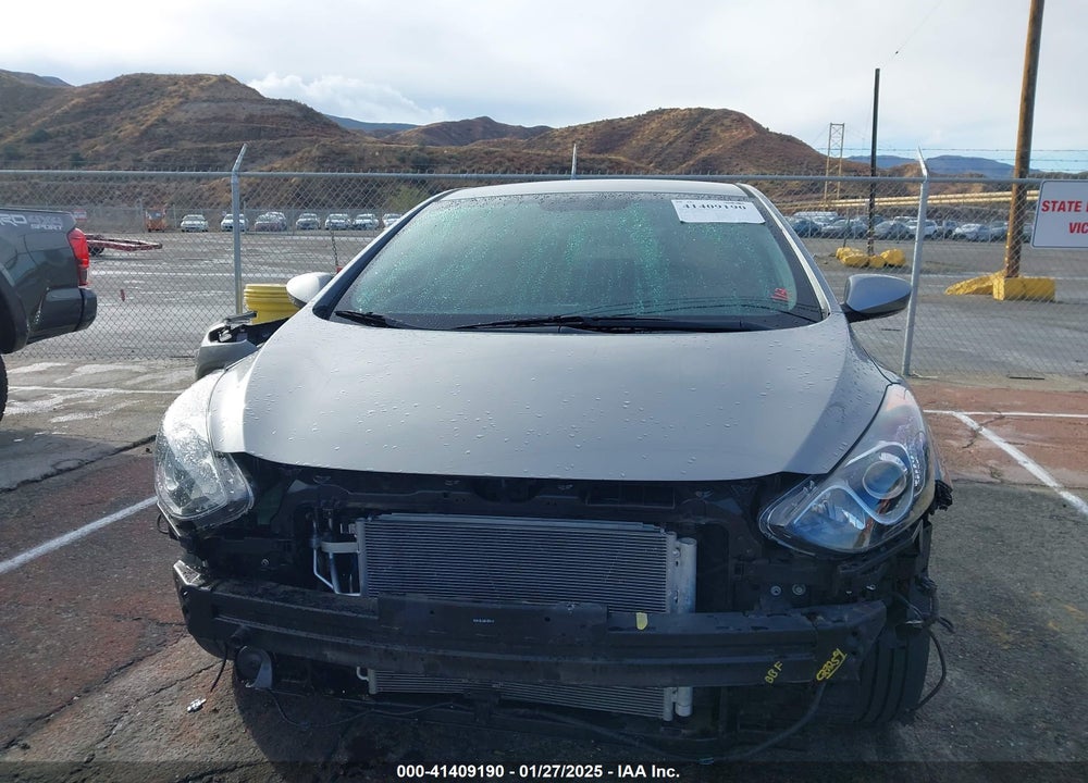 2013 HYUNDAI ELANTRA GT VIN: KMHD35LE4DU082886