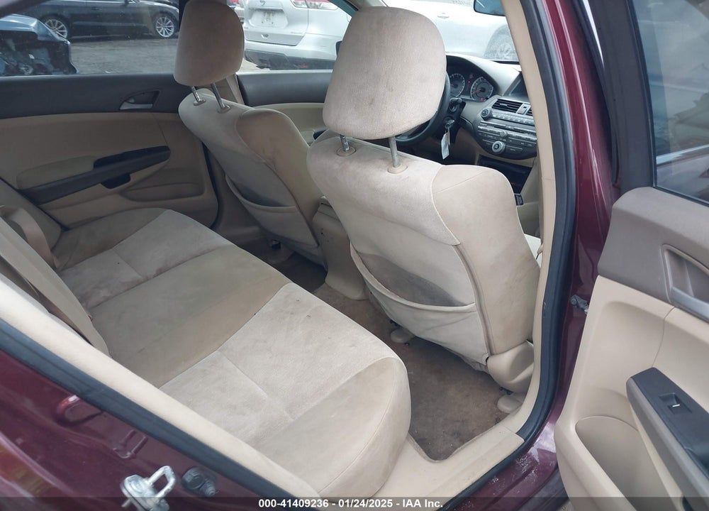 2010 HONDA ACCORD VIN: 1HGCP2F43AA083189