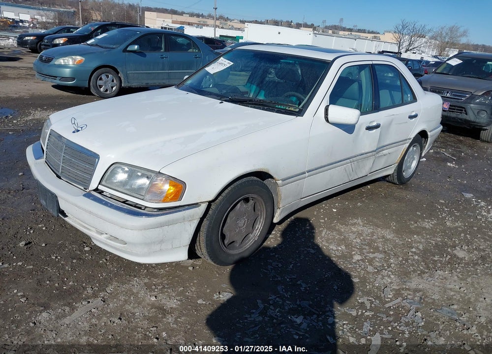 2000 MERCEDES-BENZ C 230 KOMPRESSOR VIN: WDBHA24G4YA859504