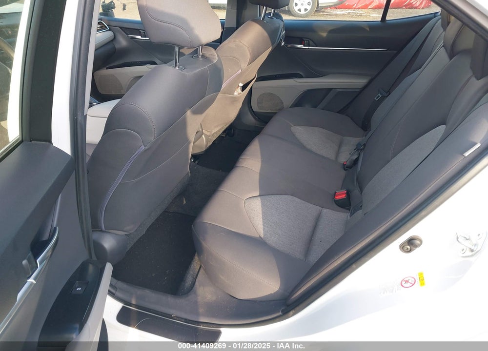 2018 TOYOTA CAMRY VIN: JTNB11HK3J3049903