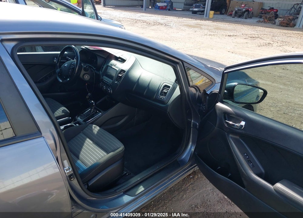 2017 KIA FORTE S VIN: 3KPFL4A79HE010789