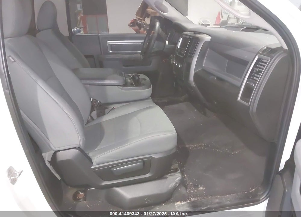 2014 RAM 1500 VIN: 3C6JR6AG7EG310097