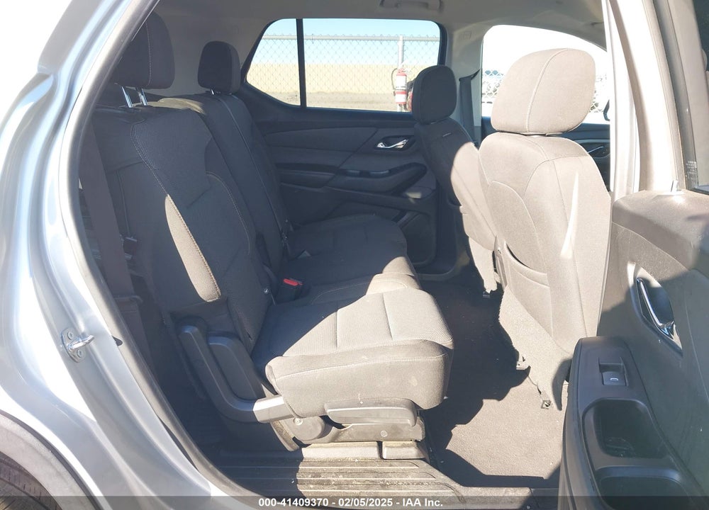2020 CHEVROLET TRAVERSE FWD LS VIN: 1GNERFKW6LJ272316