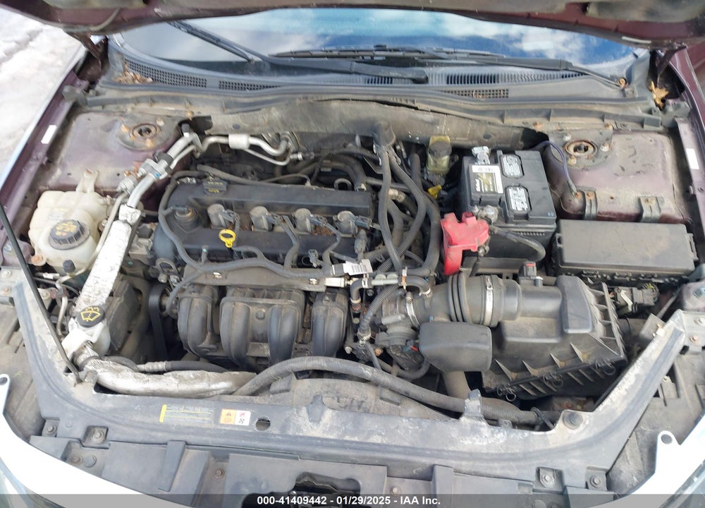 2011 FORD FUSION VIN: 3FAHP0HAXBR120215