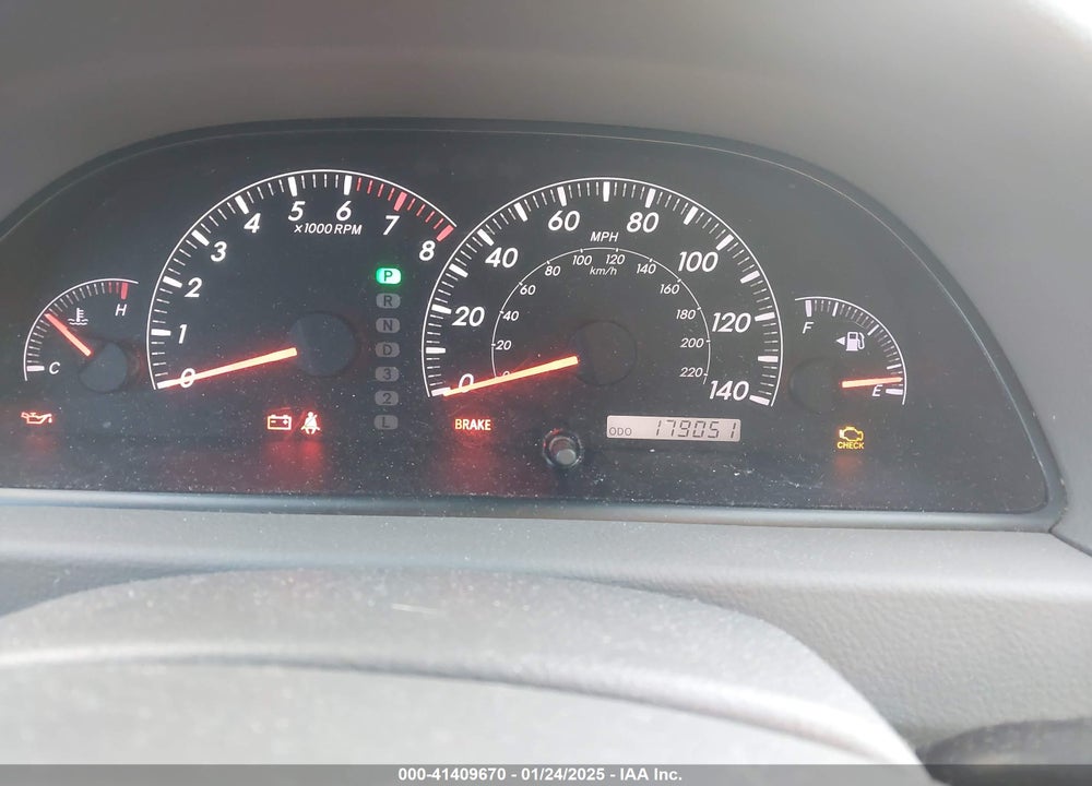 2005 TOYOTA CAMRY LE V6 VIN: 4T1BF32K45U110830