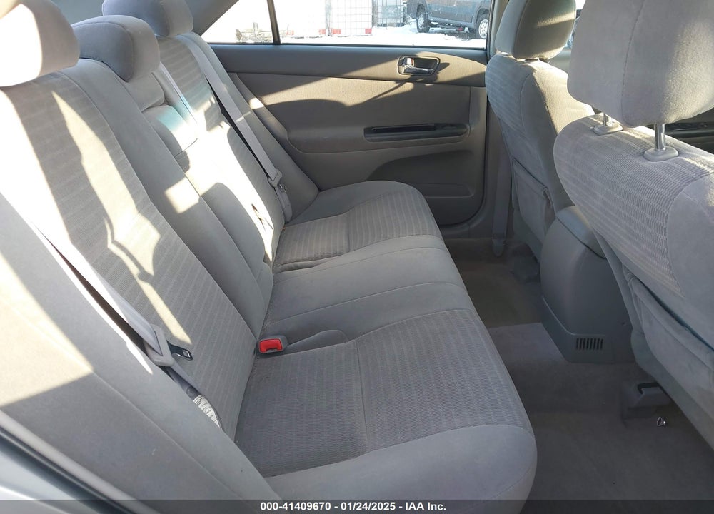 2005 TOYOTA CAMRY LE V6 VIN: 4T1BF32K45U110830