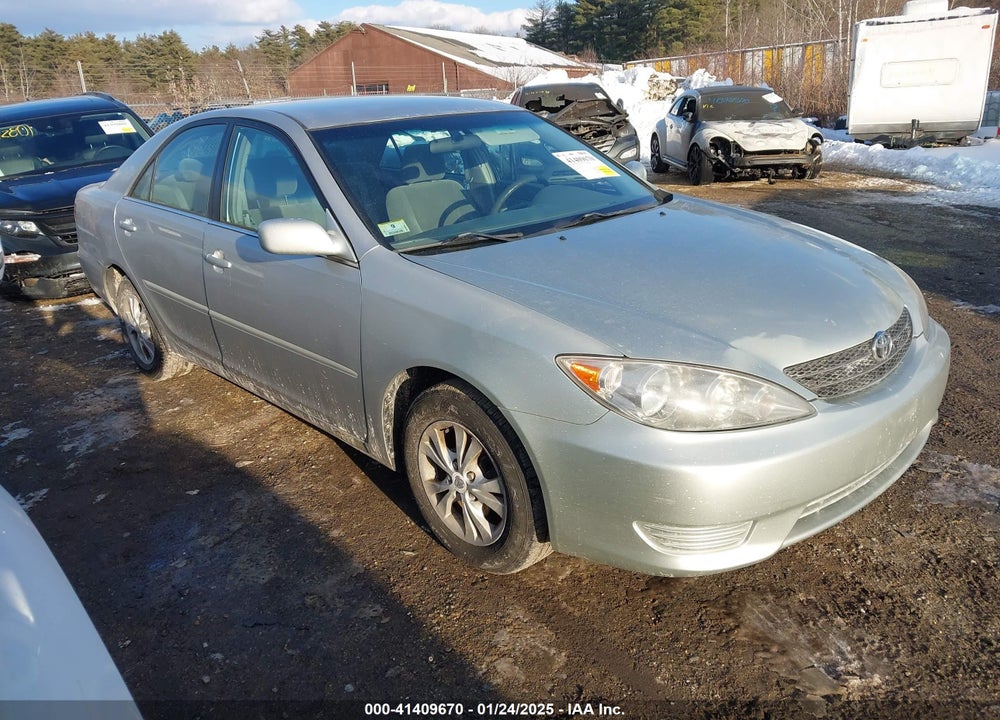 2005 TOYOTA CAMRY LE V6 VIN: 4T1BF32K45U110830