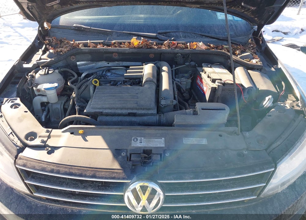 2017 VOLKSWAGEN JETTA VIN: 3VW2B7AJ7HM370032