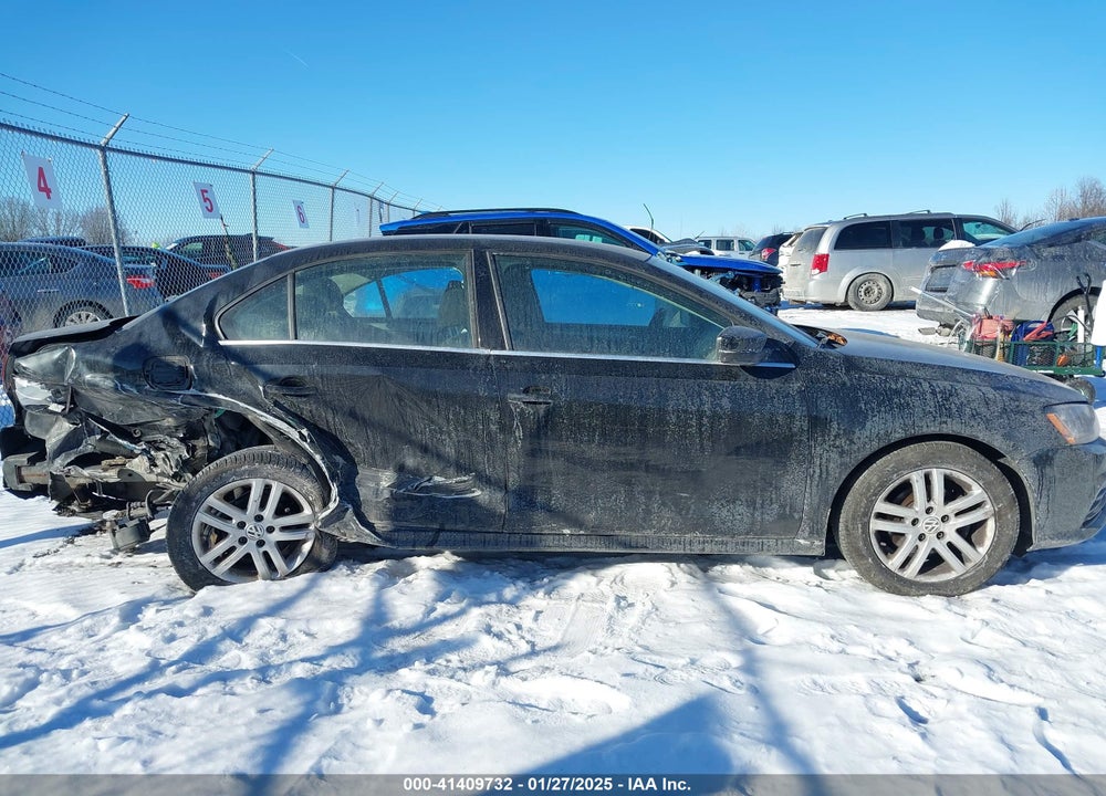 2017 VOLKSWAGEN JETTA VIN: 3VW2B7AJ7HM370032