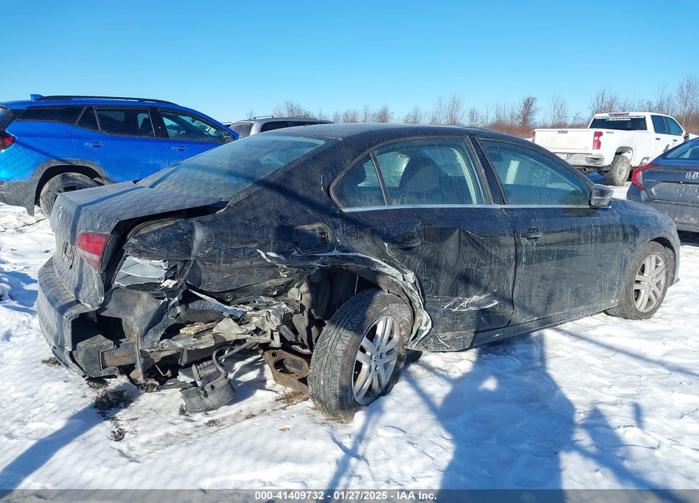 2017 VOLKSWAGEN JETTA VIN: 3VW2B7AJ7HM370032