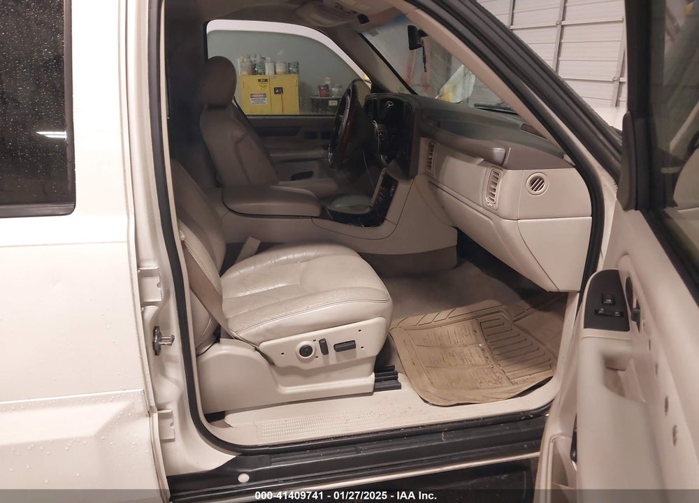 2005 CADILLAC ESCALADE EXT STANDARD VIN: 3GYEK62N65G222485