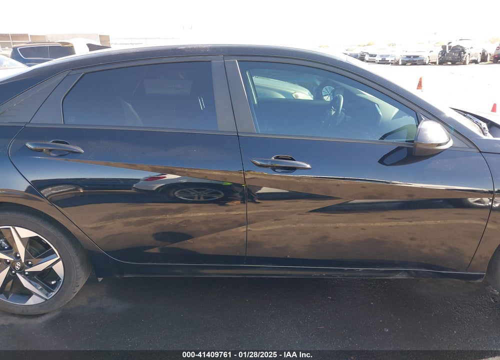 2023 HYUNDAI ELANTRA VIN: KMHLS4AG9PU624243