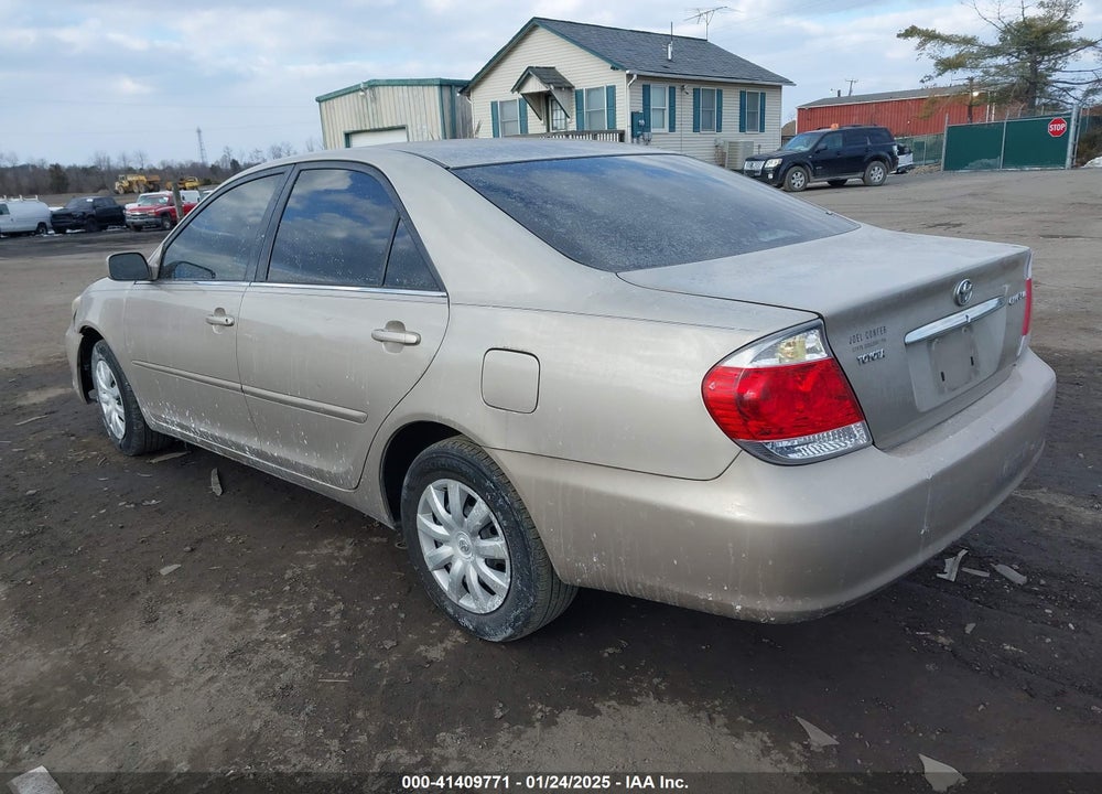 2005 TOYOTA CAMRY VIN: 4T1BE30K55U591368