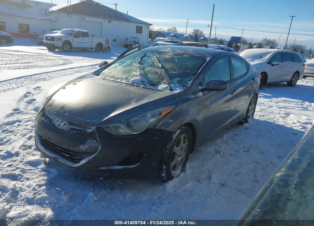 2013 HYUNDAI ELANTRA VIN: 5NPDH4AE4DH211741