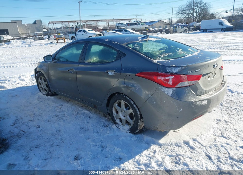 2013 HYUNDAI ELANTRA VIN: 5NPDH4AE4DH211741