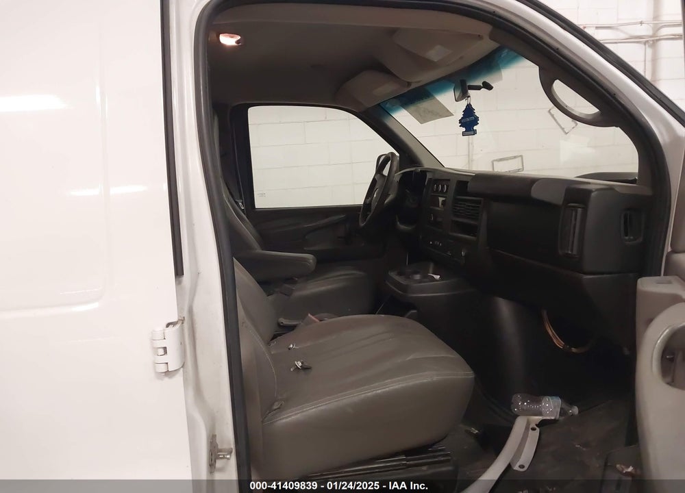 2015 CHEVROLET EXPRESS 2500 WORK VAN VIN: 1GCWGFFF7F1105321