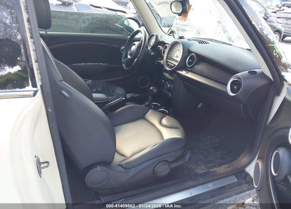 2013 MINI CLUBMAN COOPER S VIN: WMWZG3C59DT576277