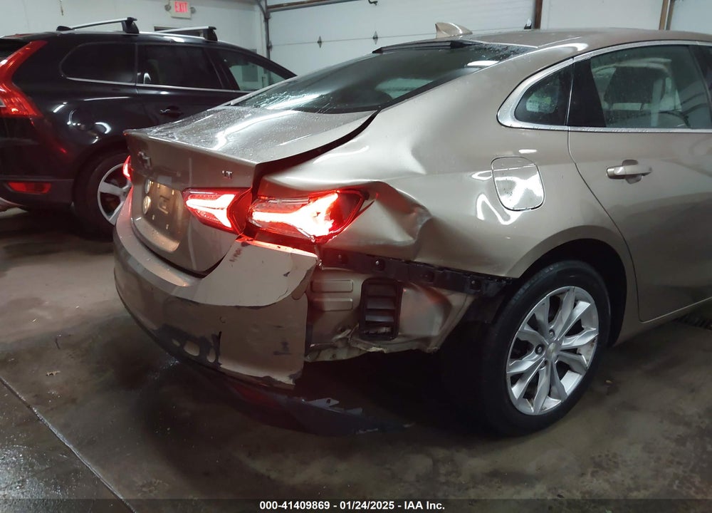 2019 CHEVROLET MALIBU VIN: 1G1ZD5ST4KF122403
