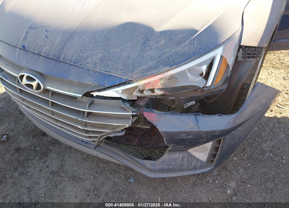 2019 HYUNDAI ELANTRA SEL VIN: 5NPD84LF3KH475780