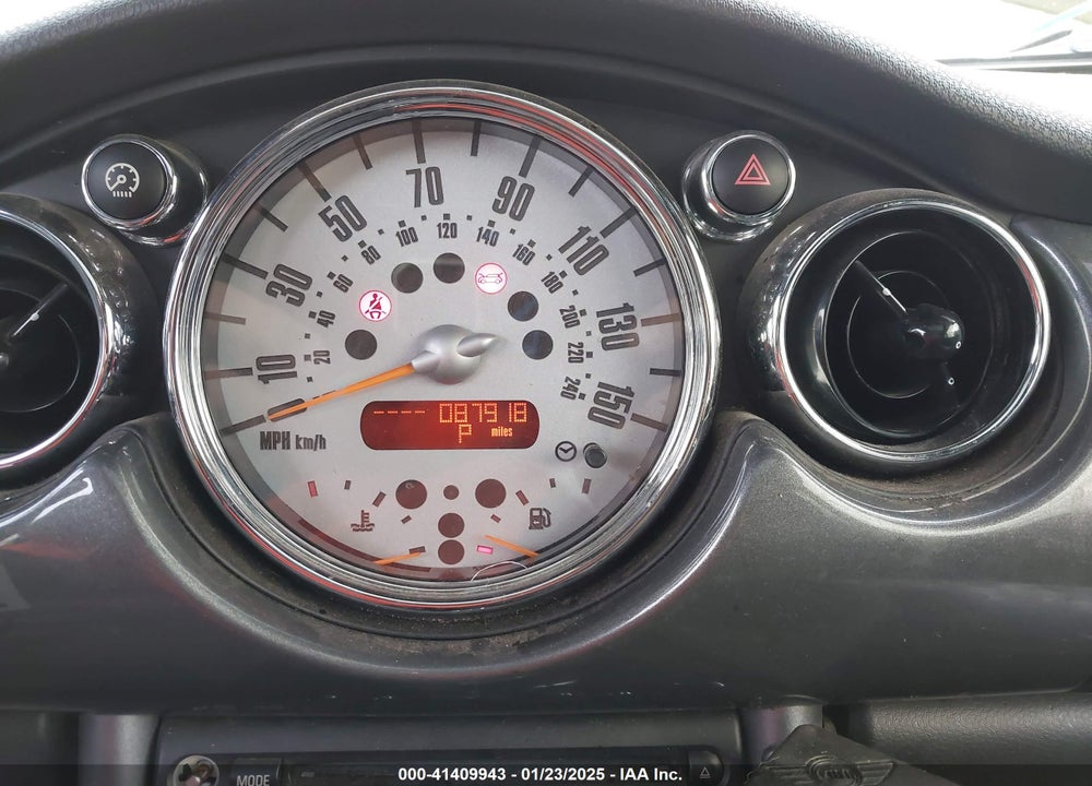 2005 MINI COOPER VIN: WMWRC33595TJ70142