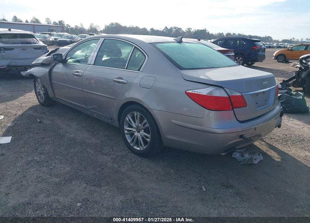 2010 HYUNDAI GENESIS VIN: KMHGC4DF8AU102132