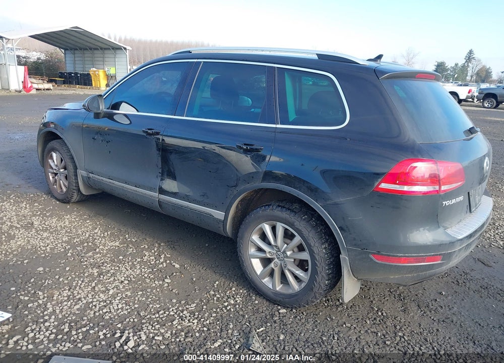 2013 VOLKSWAGEN TOUAREG VR6 SPORT VIN: WVGEF9BP9DD000673