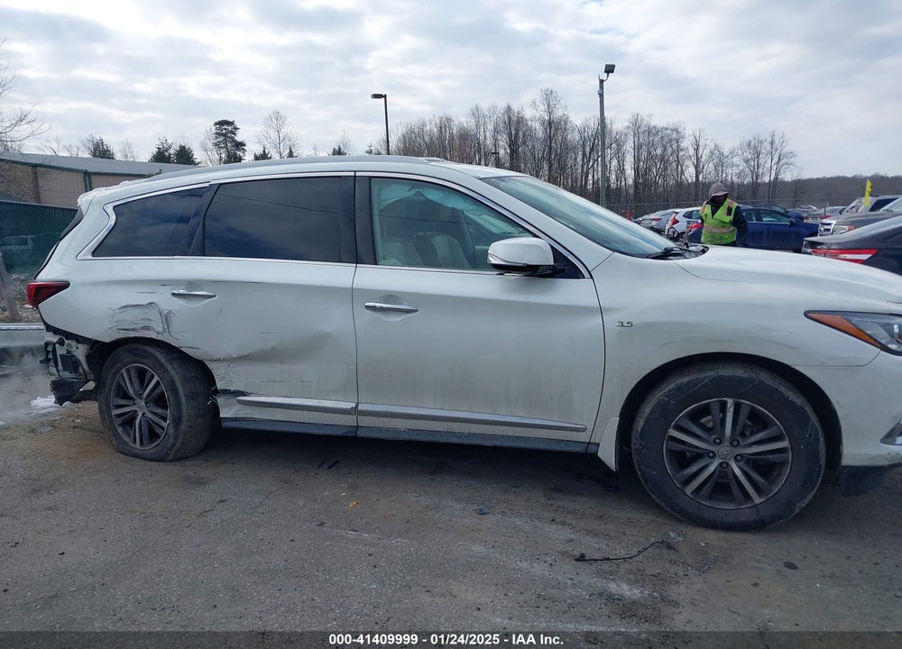 2017 INFINITI QX60 VIN: 5N1DL0MM5HC524966