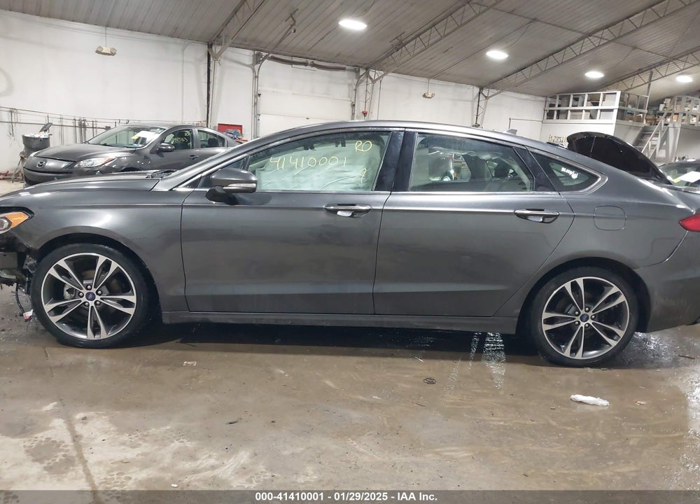 2020 FORD FUSION VIN: 3FA6P0D9XLR138007