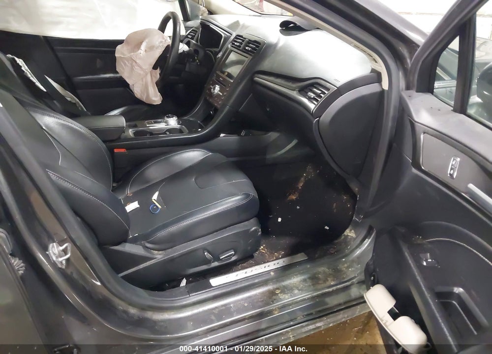 2020 FORD FUSION VIN: 3FA6P0D9XLR138007